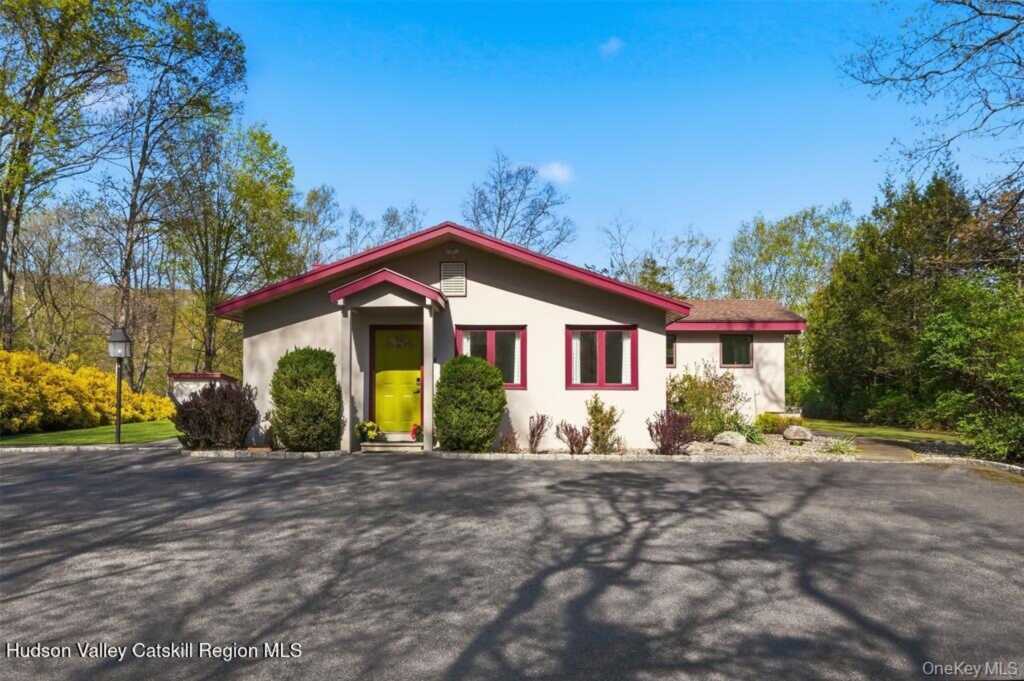 7 Marron Lane, New Paltz, NY 12561 - Photo 2 of 39