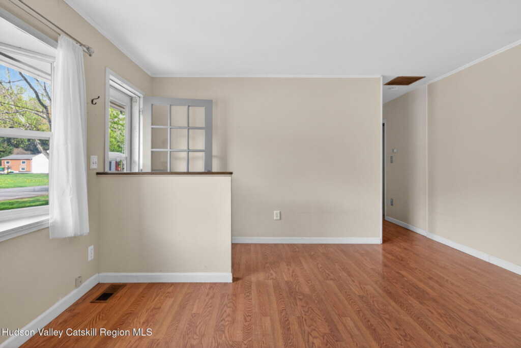 38 Melissa Road, Kingston, NY 12401 - Photo 5 of 23