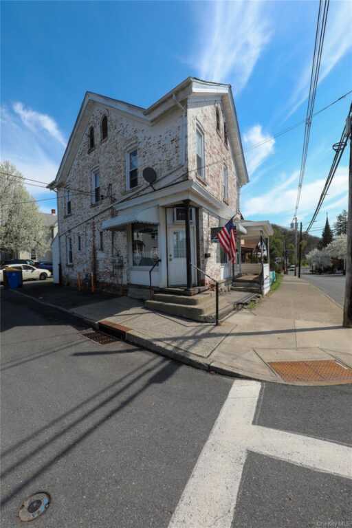 498 Delaware Avenue, Kingston, NY 12401 - Photo 25 of 25