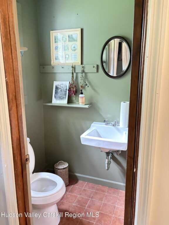 28 Bridge Street, Saugerties, NY 12477 - Photo 8 of 11