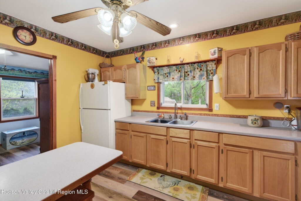 296 2nd Avenue, Kingston, NY 12401 - Photo 15 of 44
