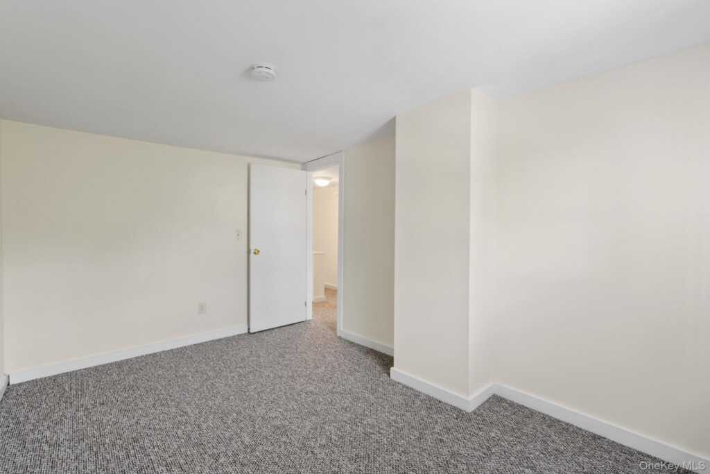 252-254 Partition Street, Saugerties, NY 12477 - Photo 14 of 35