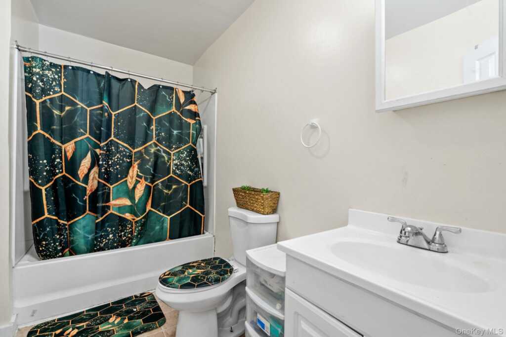 252-254 Partition Street, Saugerties, NY 12477 - Photo 30 of 35