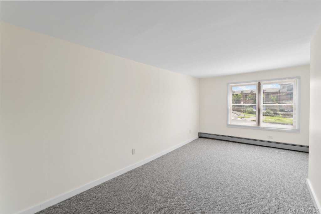 252-254 Partition Street, Saugerties, NY 12477 - Photo 9 of 35
