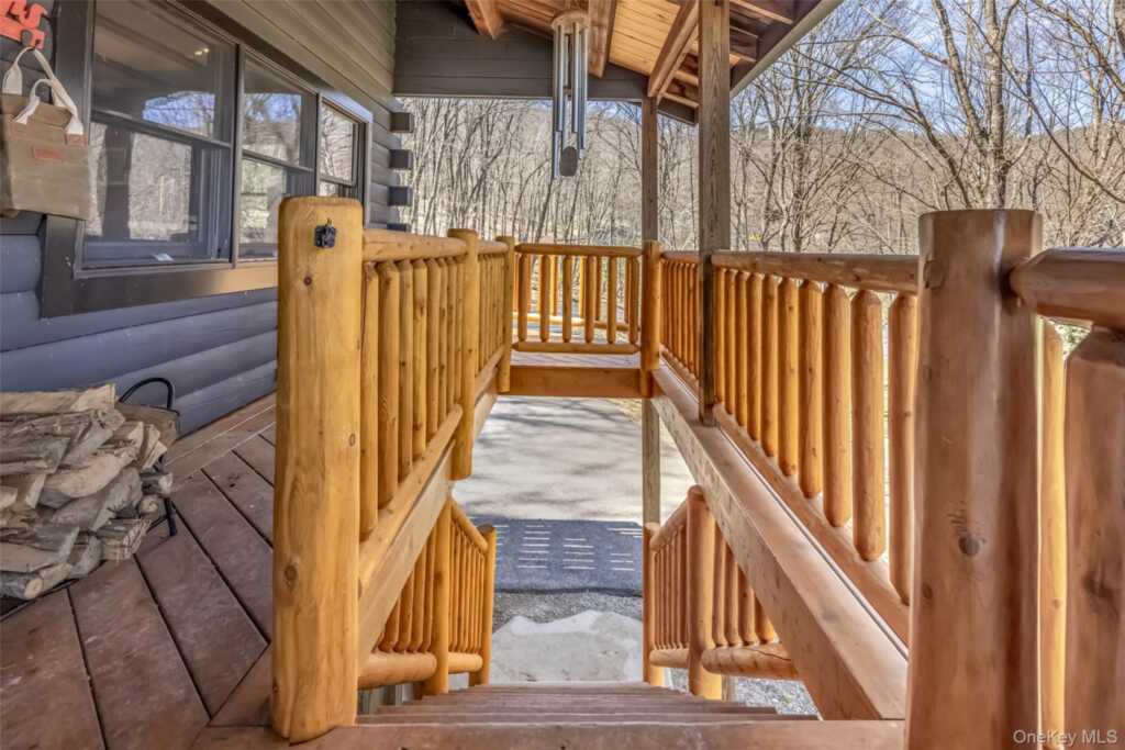 10 Deerpath Drive, New Paltz, NY 12561 - Photo 4 of 37