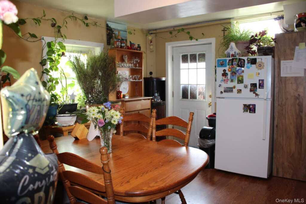 12 S Parsonage Street, Rhinebeck, NY 12572 - Photo 14 of 49