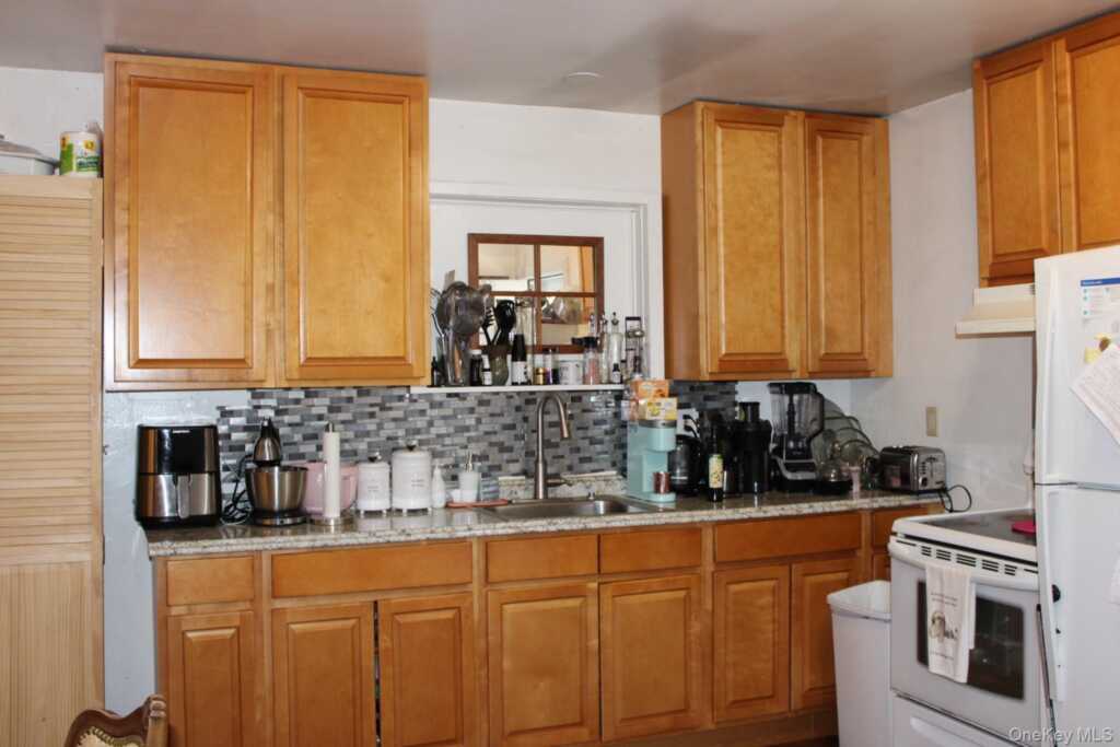 12 S Parsonage Street, Rhinebeck, NY 12572 - Photo 17 of 49