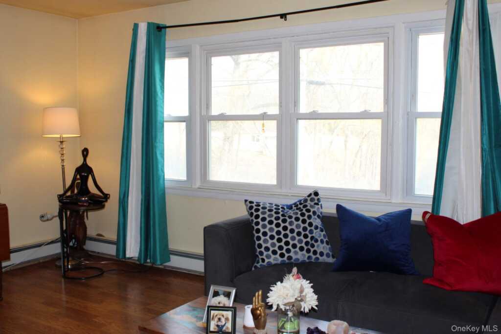 12 S Parsonage Street, Rhinebeck, NY 12572 - Photo 25 of 49