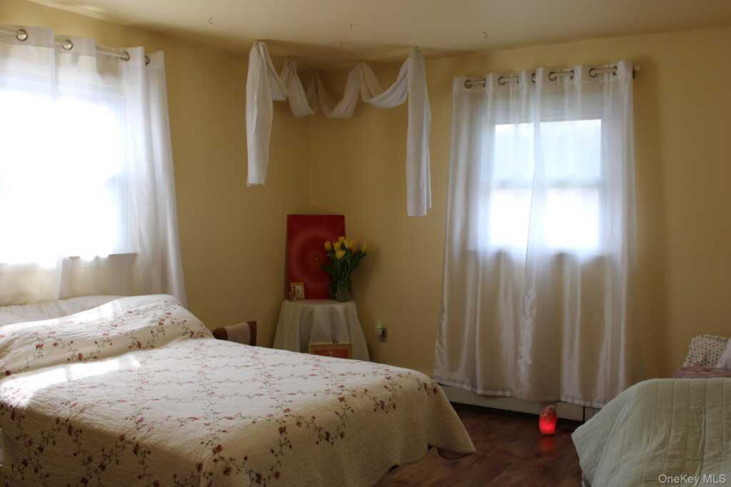 12 S Parsonage Street, Rhinebeck, NY 12572 - Photo 30 of 49