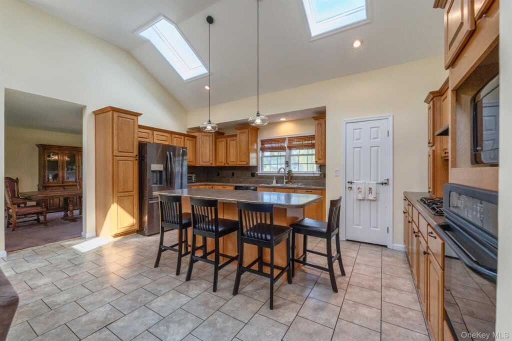 25 Spada Drive, Saugerties, NY 12477 - Photo 20 of 50