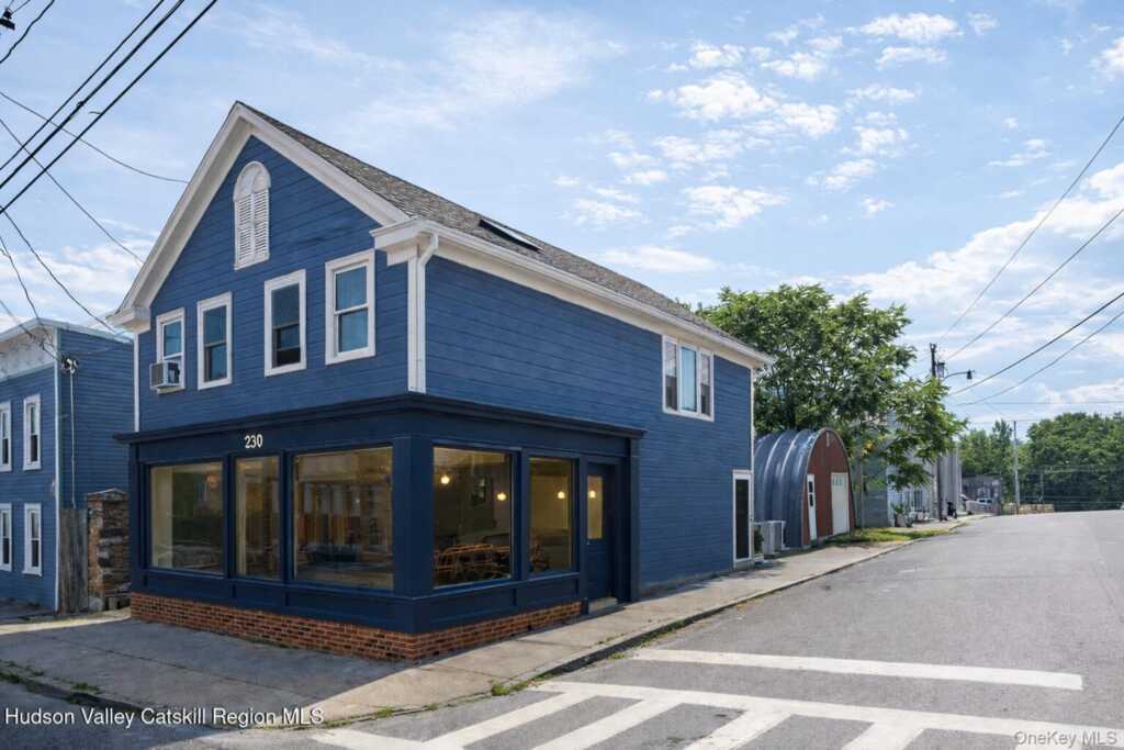 230 Partition Street, Unit #2, Saugerties, NY 12477