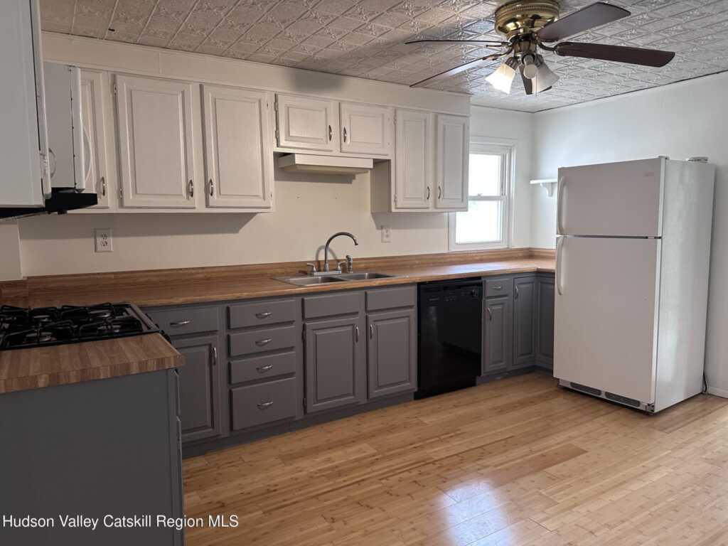 40 2nd Avenue, Kingston, NY 12401 - Photo 22 of 29