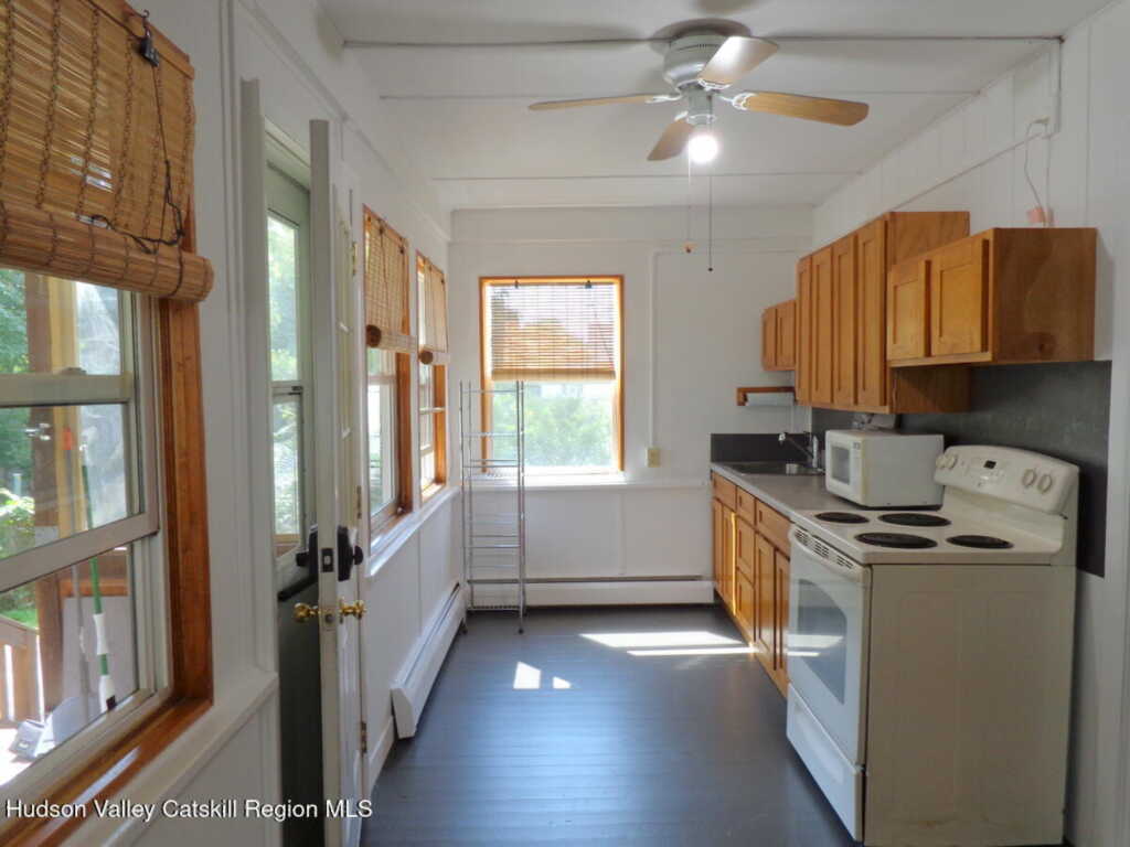 40 2nd Avenue, Kingston, NY 12401 - Photo 5 of 29