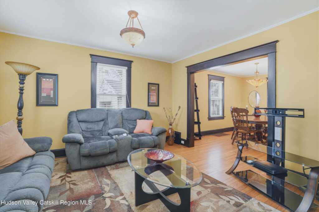 160 Foxhall Avenue, Kingston, NY 12401 - Photo 5 of 18