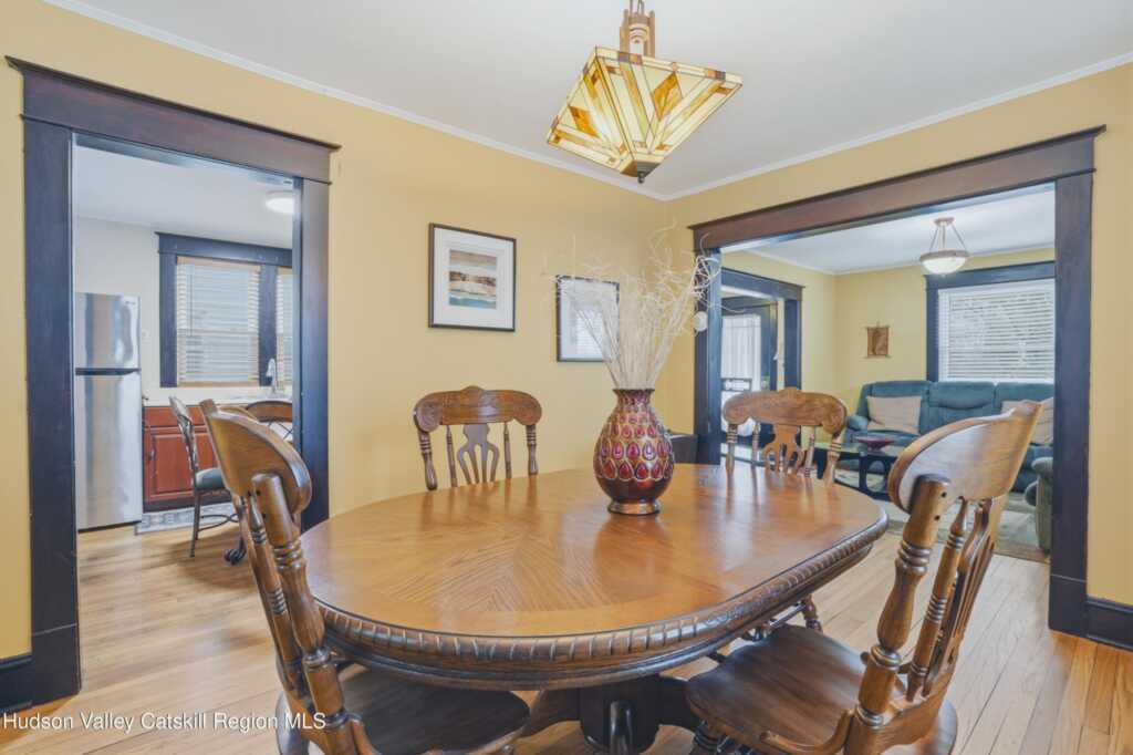160 Foxhall Avenue, Kingston, NY 12401 - Photo 6 of 18