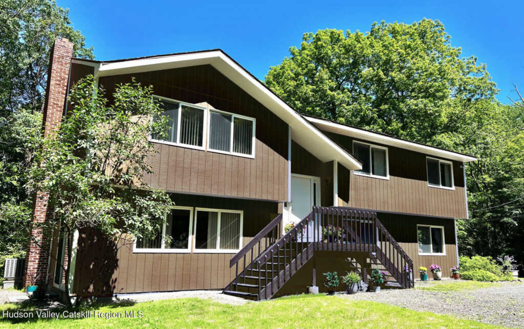 170 Macdaniel Road, Woodstock, NY 12498