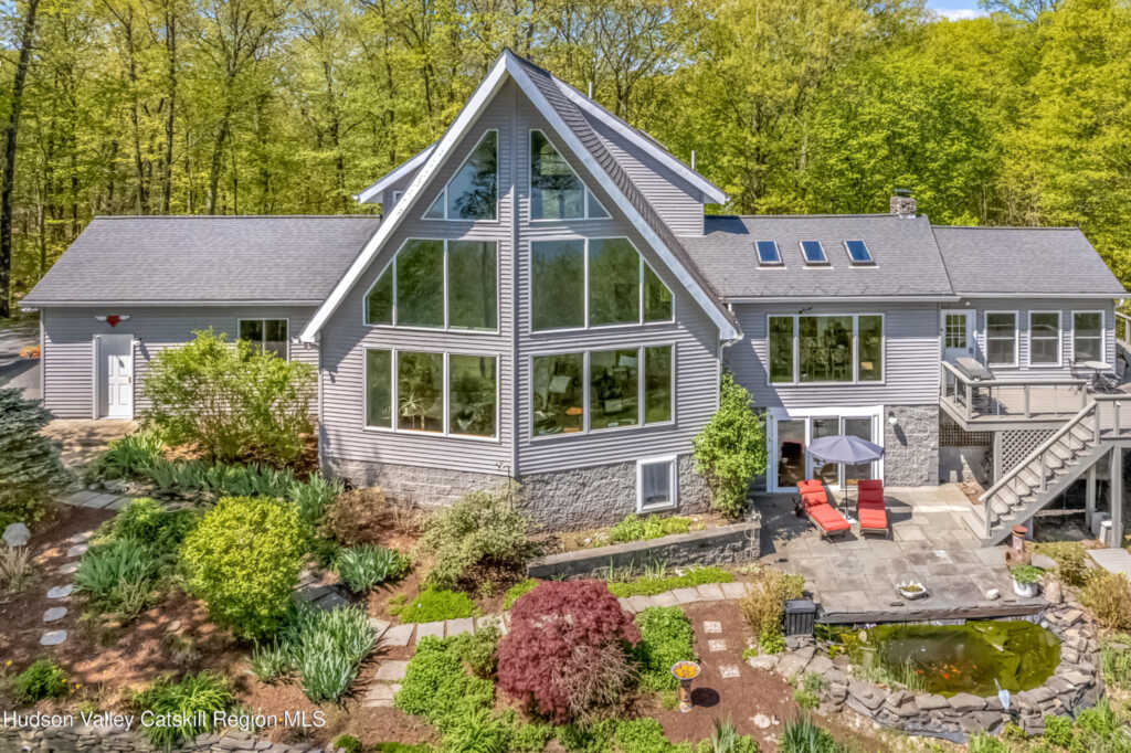 75 Turkey Point Drive, Saugerties, NY 12477 - Photo 3 of 36