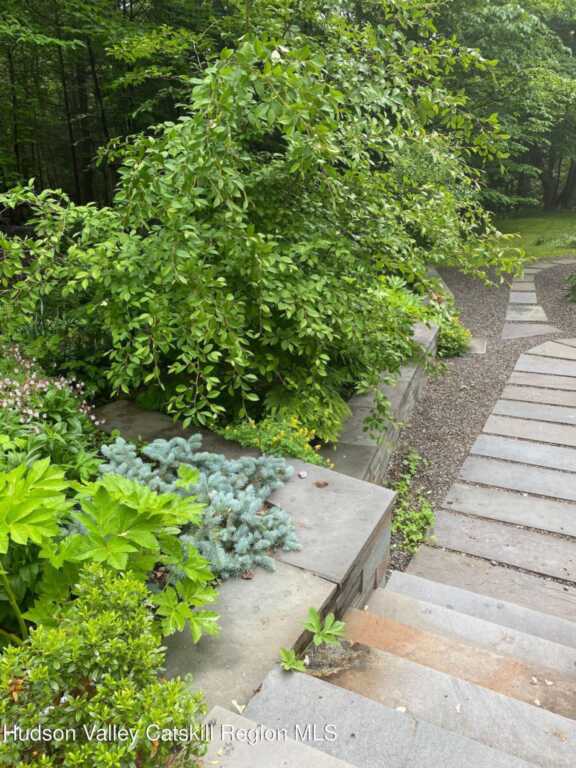 206 Hutchin Hill Road, Woodstock, NY 12498 - Photo 10 of 31