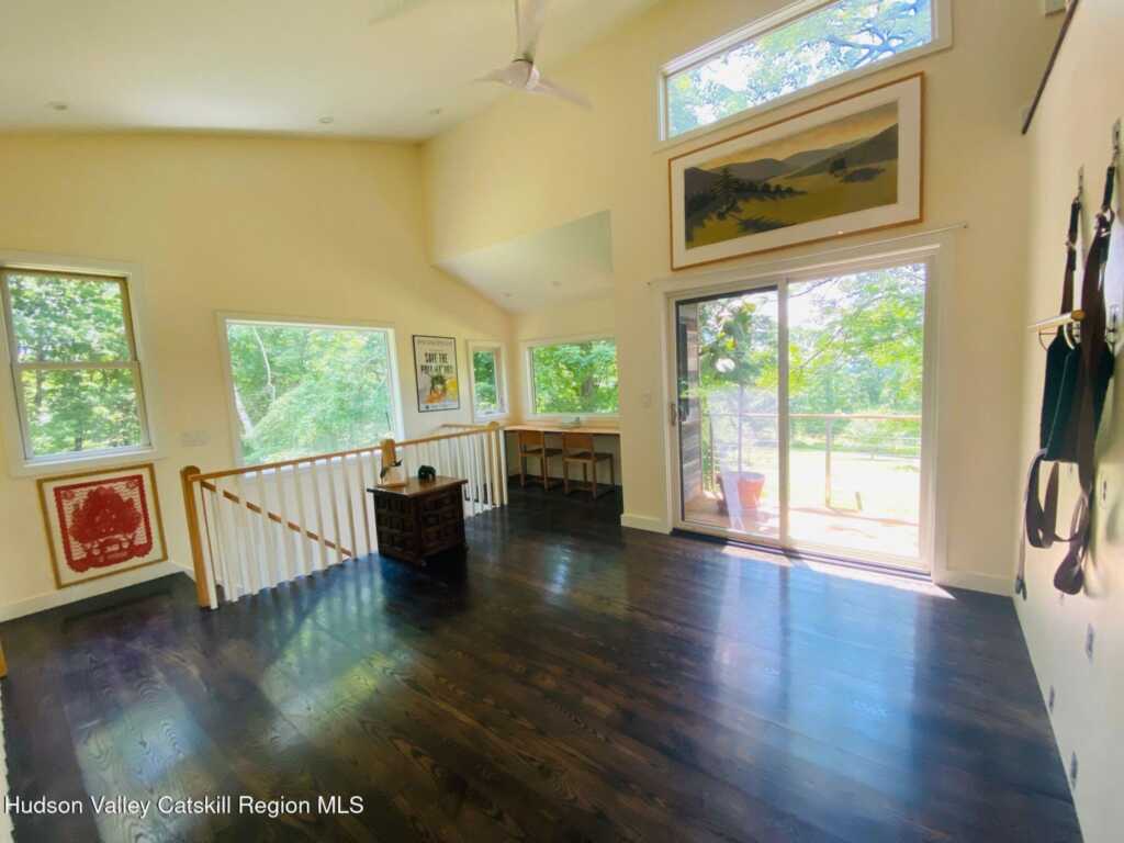 206 Hutchin Hill Road, Woodstock, NY 12498 - Photo 12 of 31