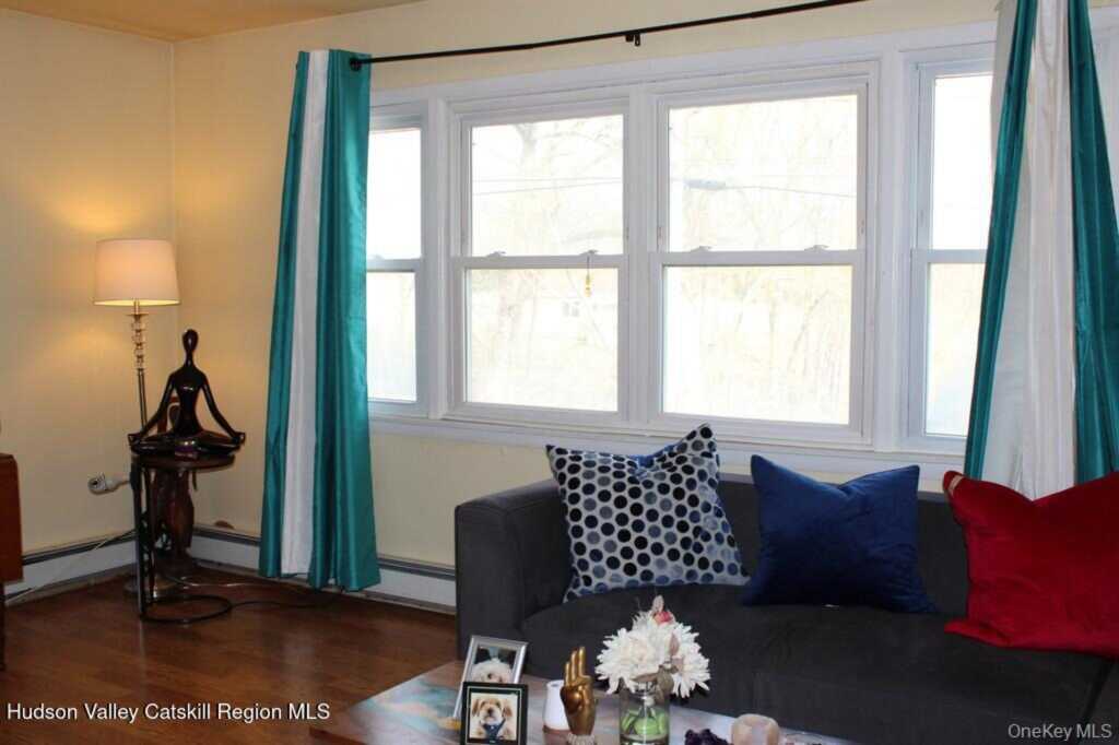 12 Parsonage Street, Rhinebeck, NY 12572 - Photo 25 of 50