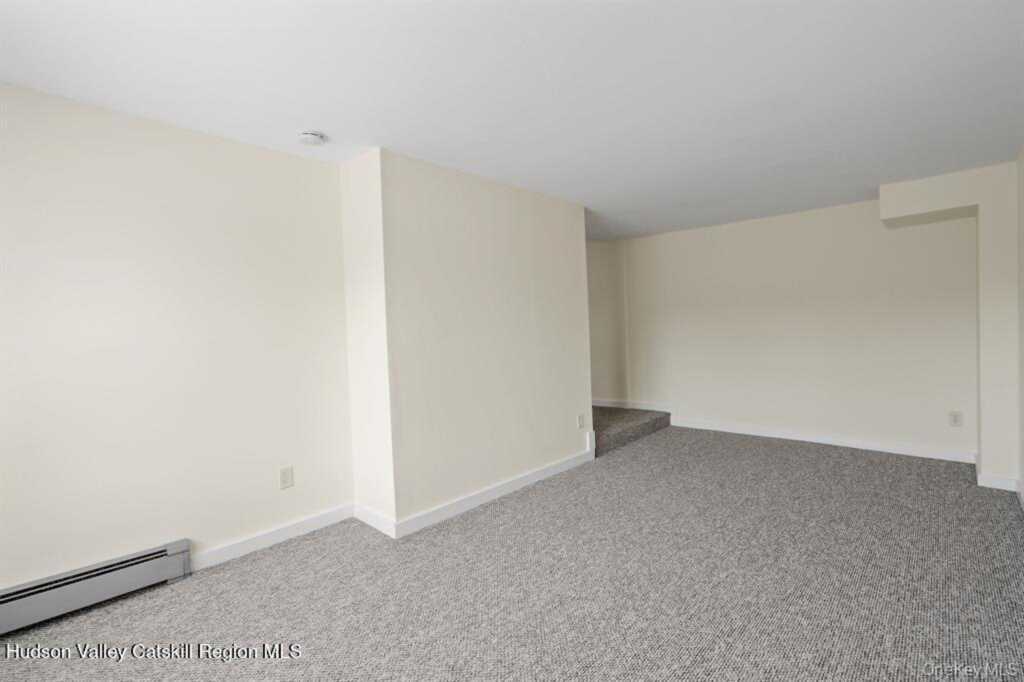 252-254 Partition Street, Saugerties, NY 12477 - Photo 11 of 35