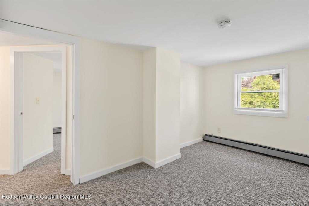 252-254 Partition Street, Saugerties, NY 12477 - Photo 13 of 35