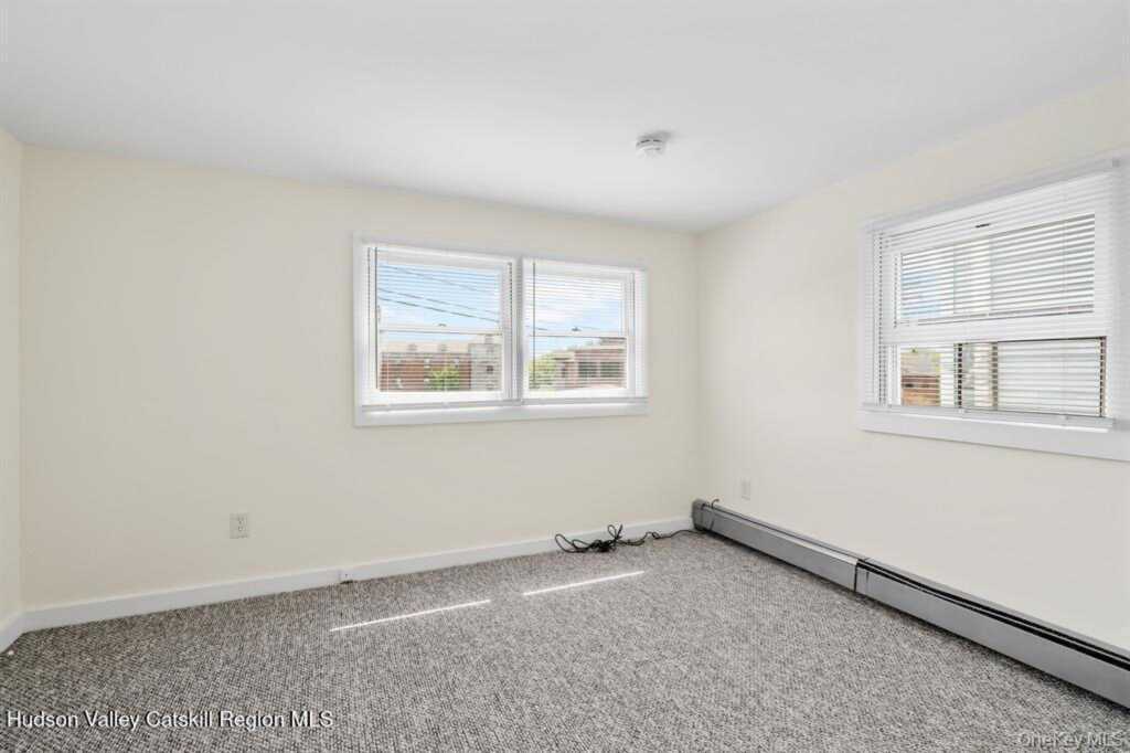 252-254 Partition Street, Saugerties, NY 12477 - Photo 20 of 35