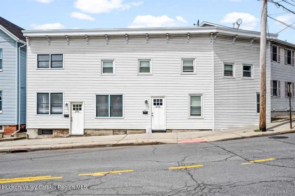 252-254 Partition Street, Saugerties, NY 12477 - Photo 34 of 35