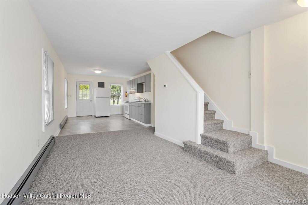 252-254 Partition Street, Saugerties, NY 12477 - Photo 6 of 35