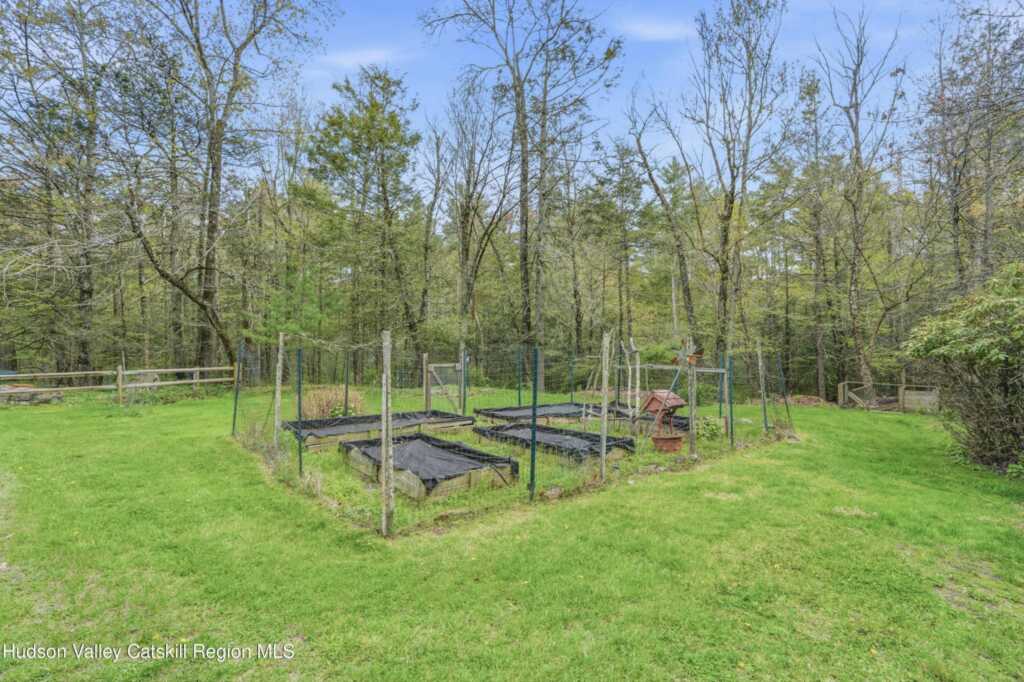 4 Ashley Lane, Woodstock, NY 12498 - Photo 16 of 19