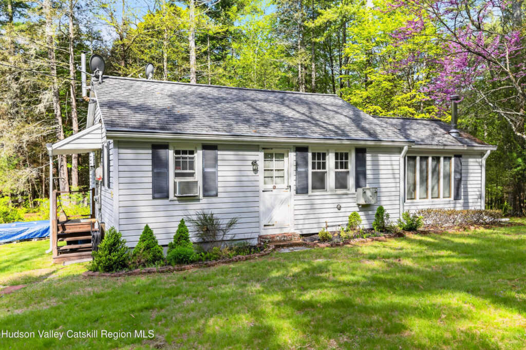 208 Canary Hill Road, Hurley, NY 12443