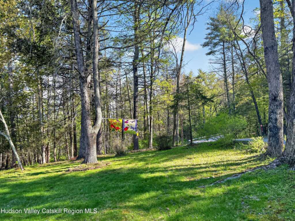 208 Canary Hill Road, Hurley, NY 12443 - Photo 13 of 16