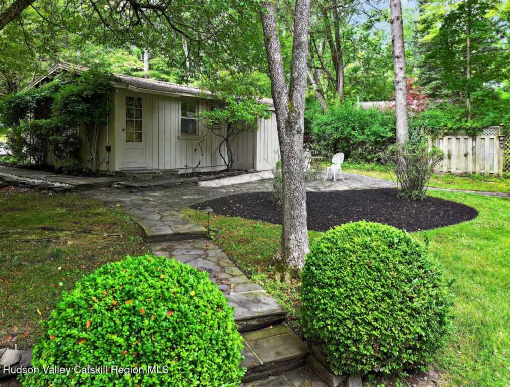 27 Old Wagon Road, Woodstock, NY 12498 - Photo 35 of 50