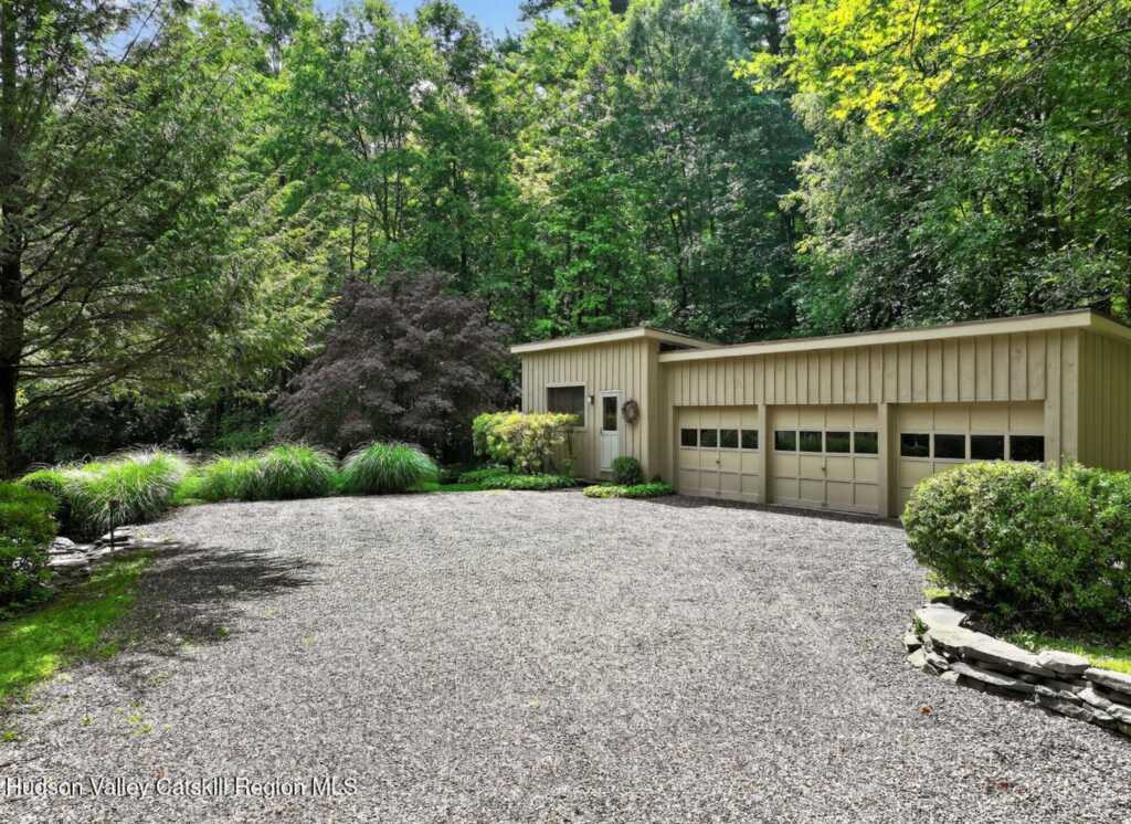 27 Old Wagon Road, Woodstock, NY 12498 - Photo 42 of 50