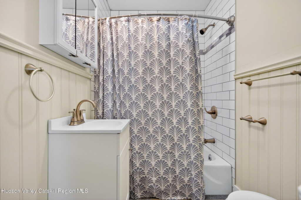 21 Ulster Avenue, Unit #A, Saugerties, NY 12477 - Photo 20 of 50