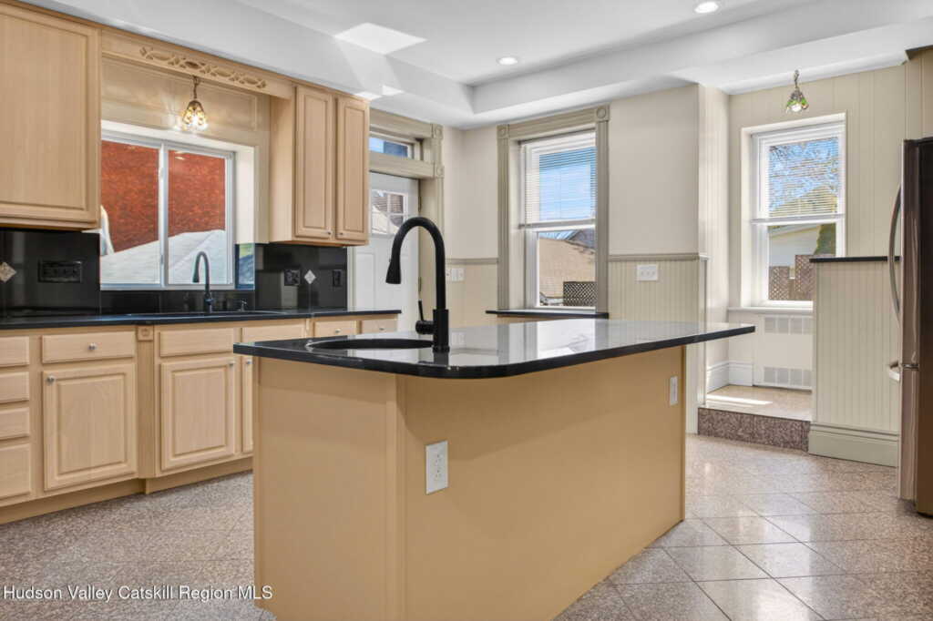 21 Ulster Avenue, Unit #A, Saugerties, NY 12477 - Photo 8 of 50