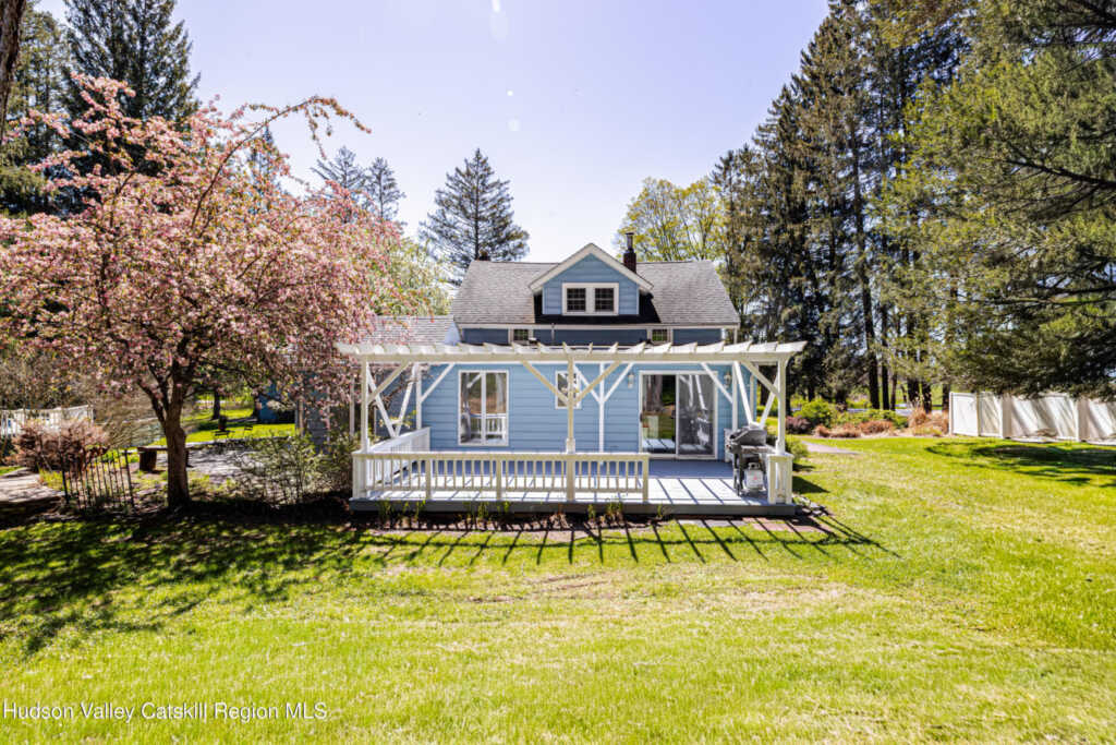 330 Pine Bush Road, Stone Ridge, NY 12484 - Photo 2 of 50