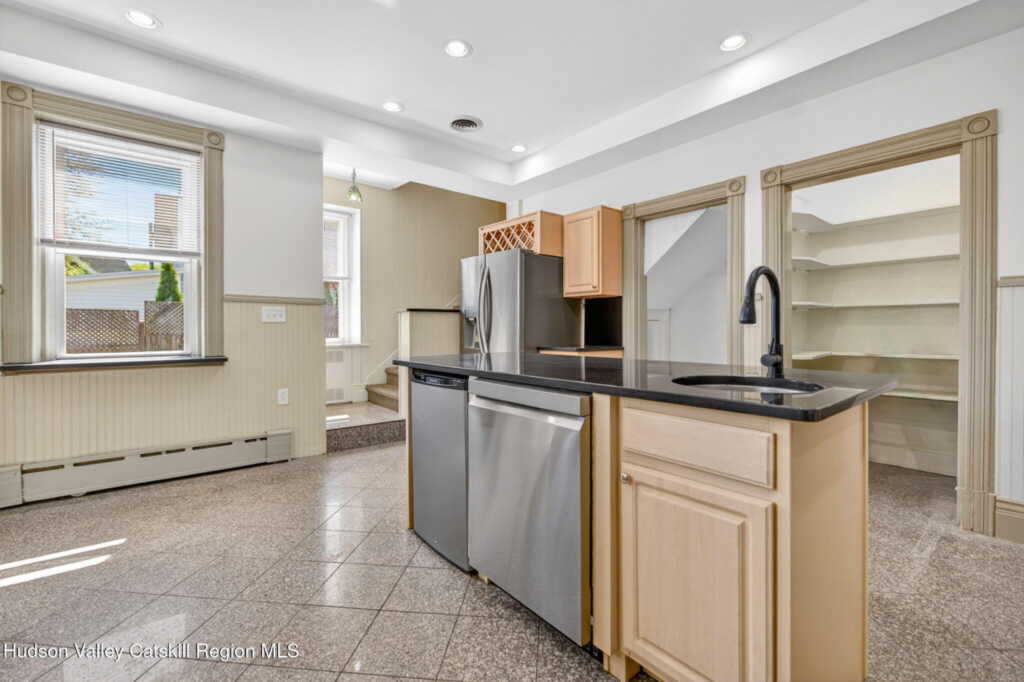 21 Ulster Avenue, Unit #B, Saugerties, NY 12477 - Photo 19 of 50