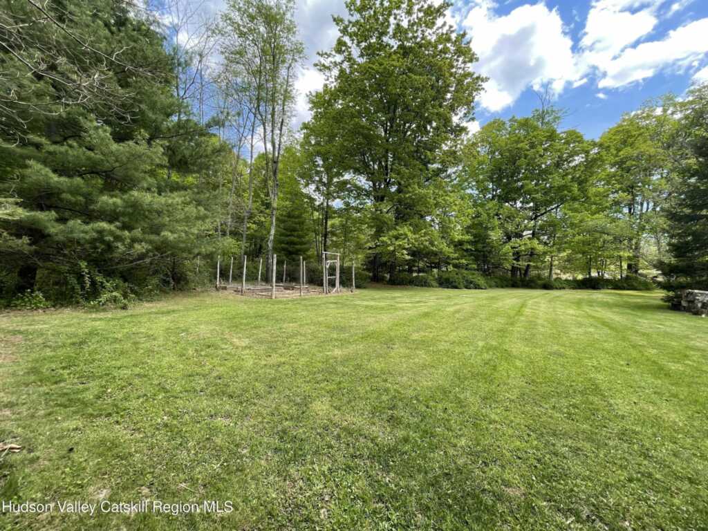 208 Tinker Street, Woodstock, NY 12498 - Photo 23 of 24