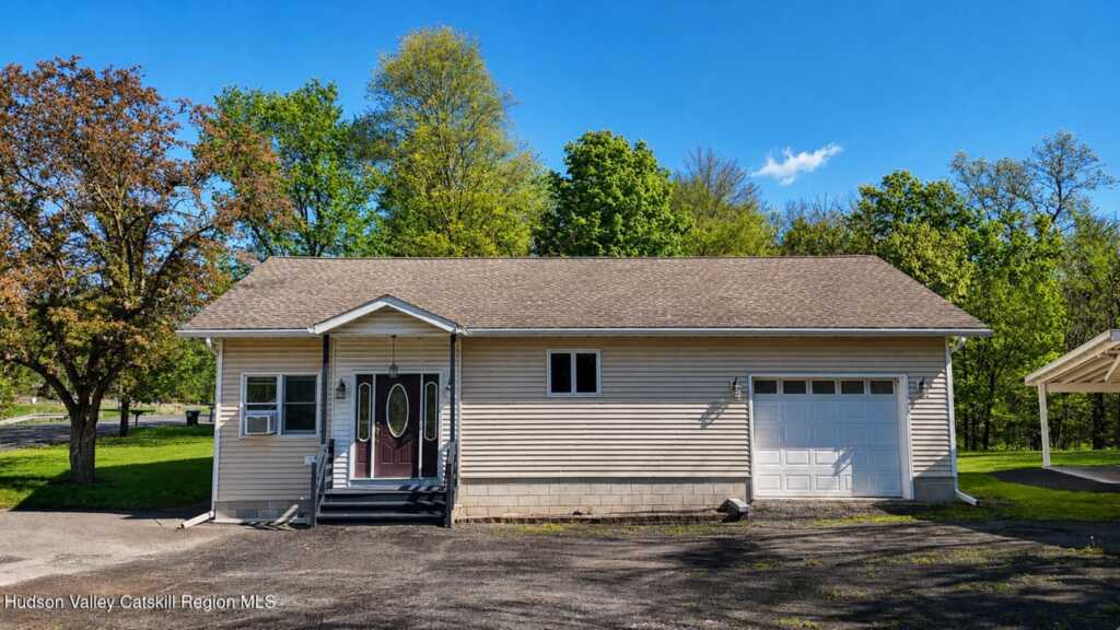 124 Blue Mountain Road, Saugerties, NY 12477