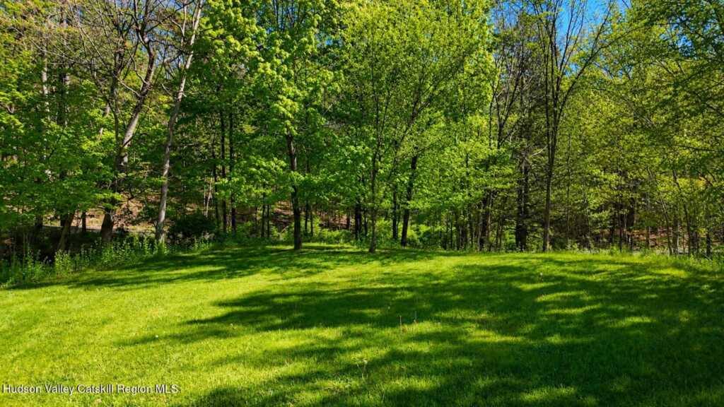 124 Blue Mountain Road, Saugerties, NY 12477 - Photo 28 of 32