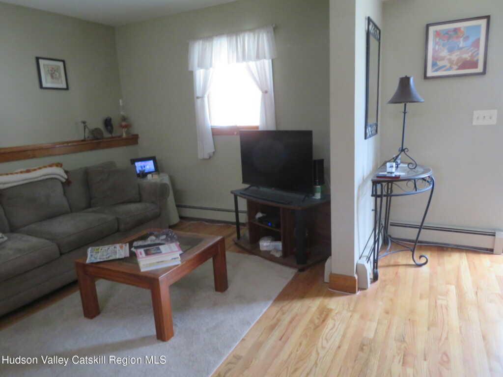 56 Gage Street, Kingston, NY 12401 - Photo 5 of 40