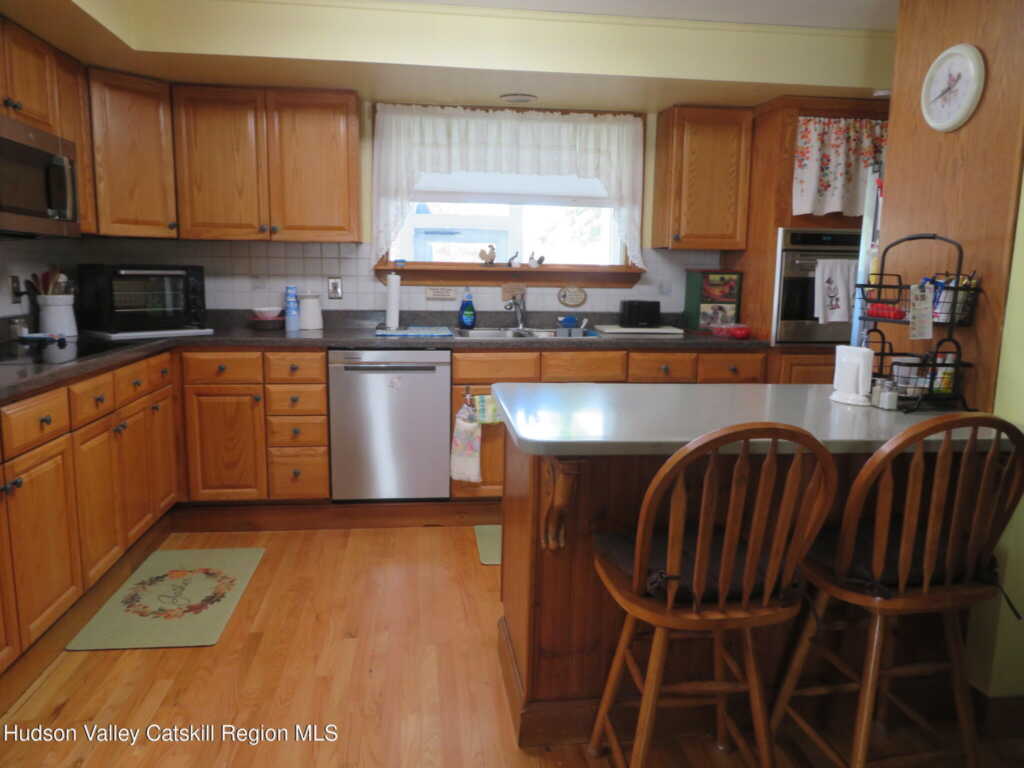 56 Gage Street, Kingston, NY 12401 - Photo 9 of 40