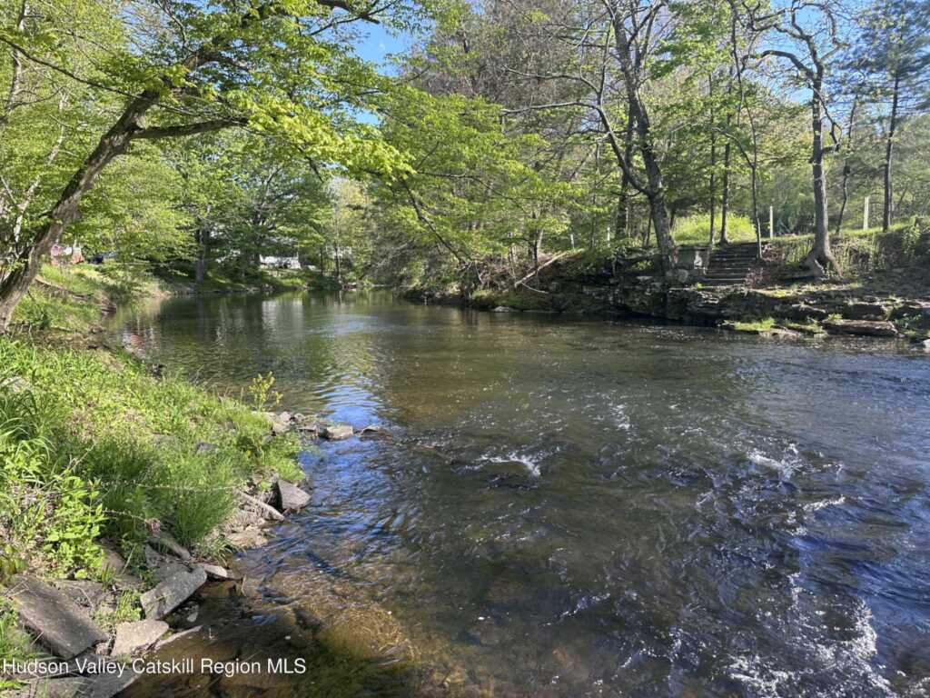 334 Fish Creek Road, Saugerties, NY 12477 - Photo 2 of 26