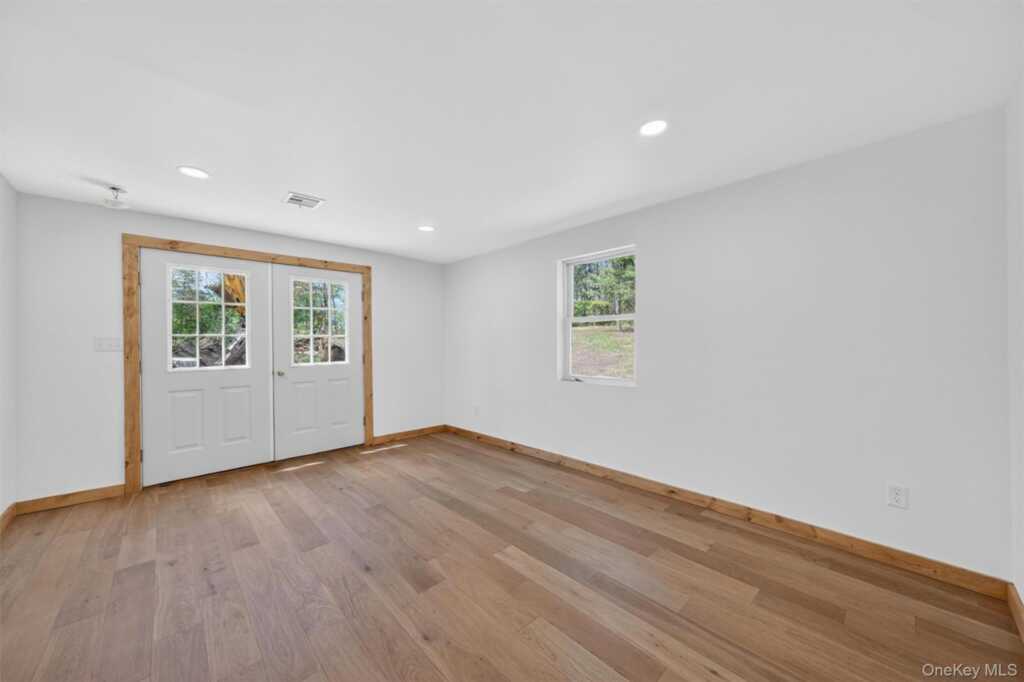 71 Blacks Road, Kingston, NY 12401 - Photo 4 of 20