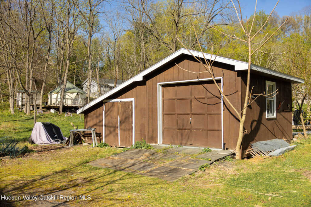 15 Esopus Drive, Saugerties, NY 12477 - Photo 40 of 42
