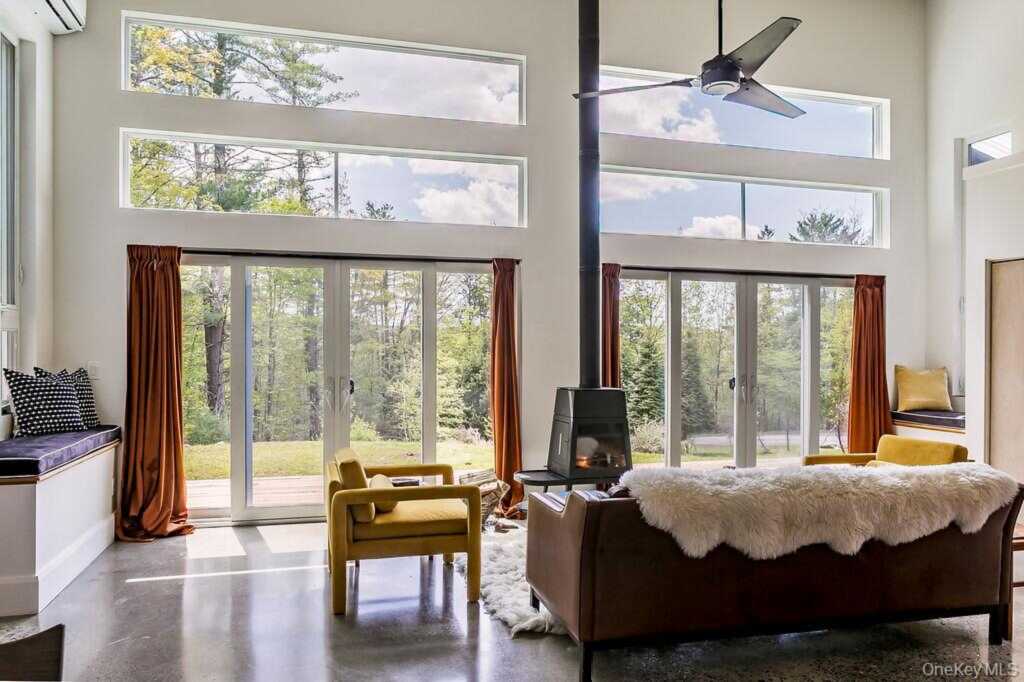 36 Summers Lane, Woodstock, NY 12498 - Photo 5 of 47