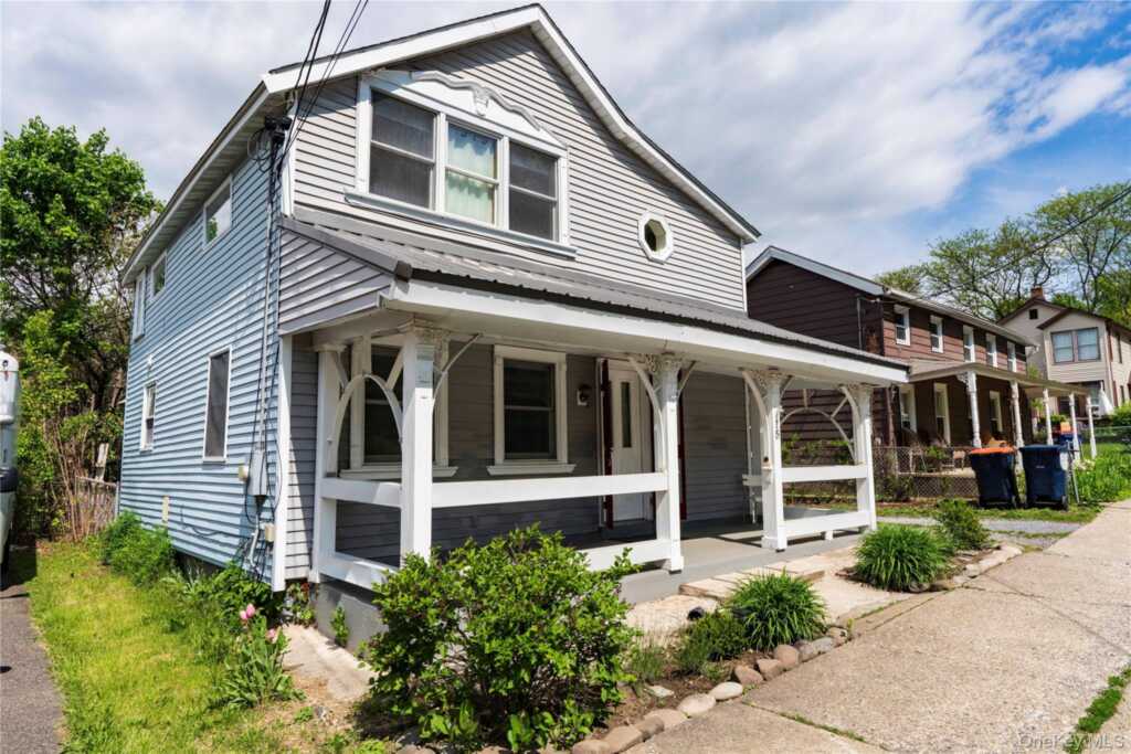 15 Charles, Rhinebeck, NY 12574