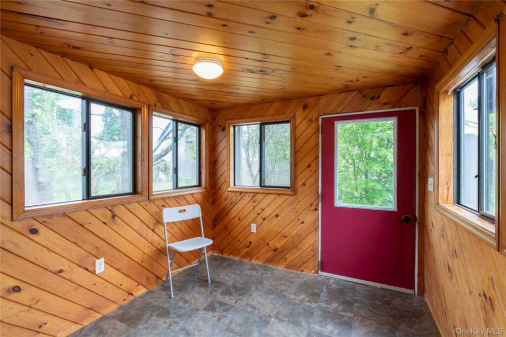 15 Charles, Rhinebeck, NY 12574 - Photo 7 of 44