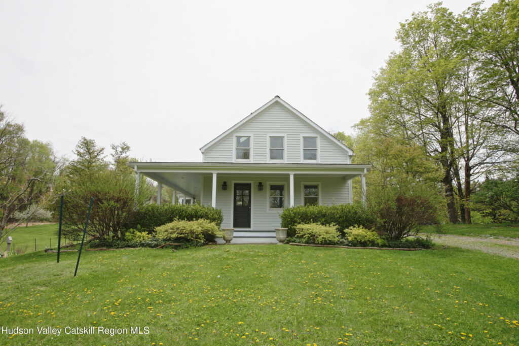 292 Mountain View Road, Rhinebeck, NY 12572